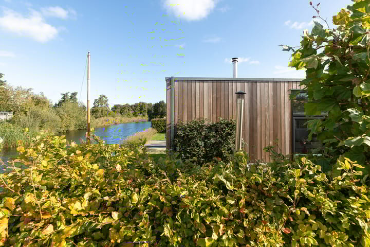 Foto 30 van Oud-Loosdrechtsedijk 168-C05