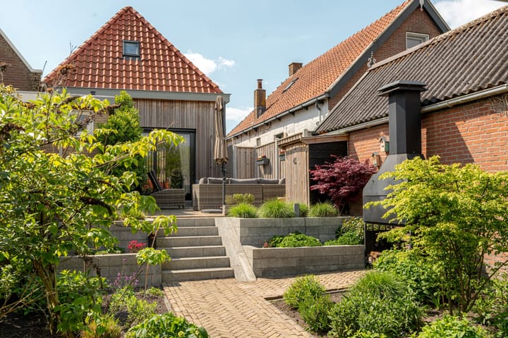 Foto 28 van Voorstraat 17