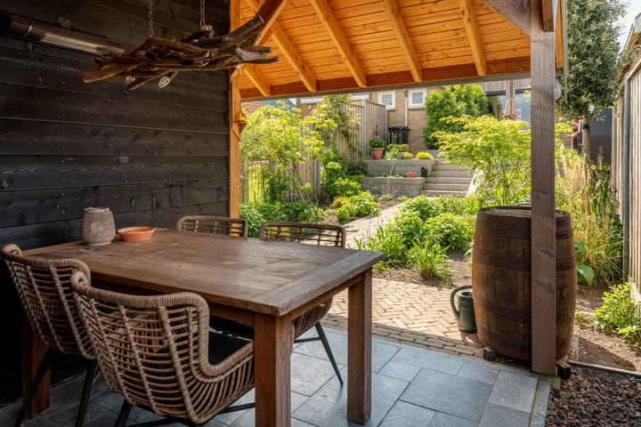 Foto 31 van Voorstraat 17