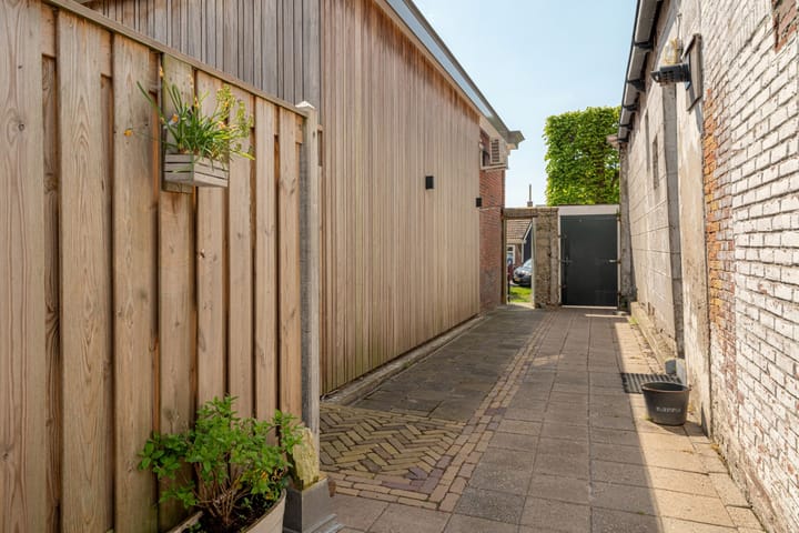 Foto 39 van Voorstraat 17