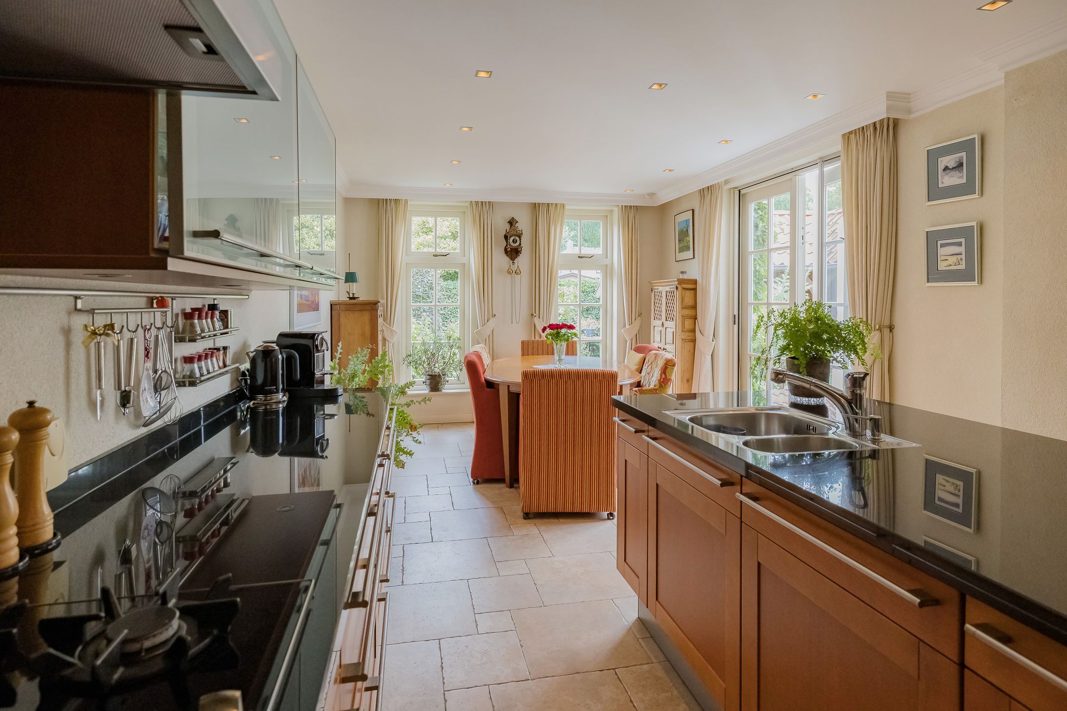 Photo 36 of Hogeweg 7