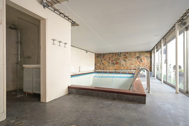 Photo 34 of Badhuisweg 63