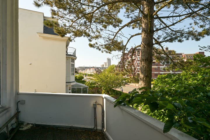 Photo 50 of Badhuisweg 63