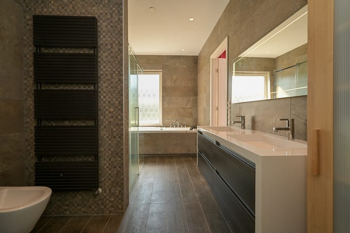 Photo 52 of Badhuisweg 63