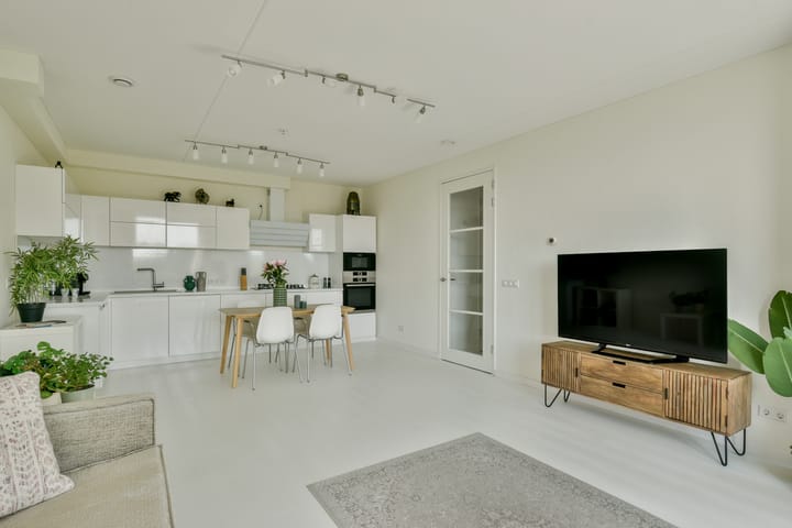 Foto 10 van Cornelis Vermuydenstraat 96