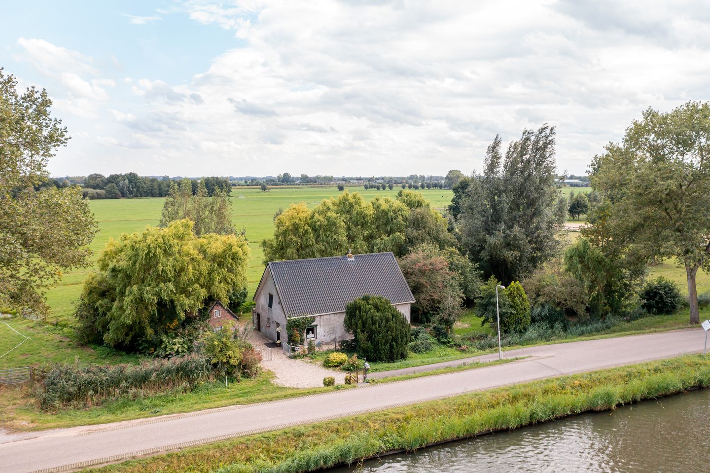 Photo 49 of Kanaaldijk 8