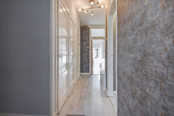 Foto 9 van Blaricumseplein 30