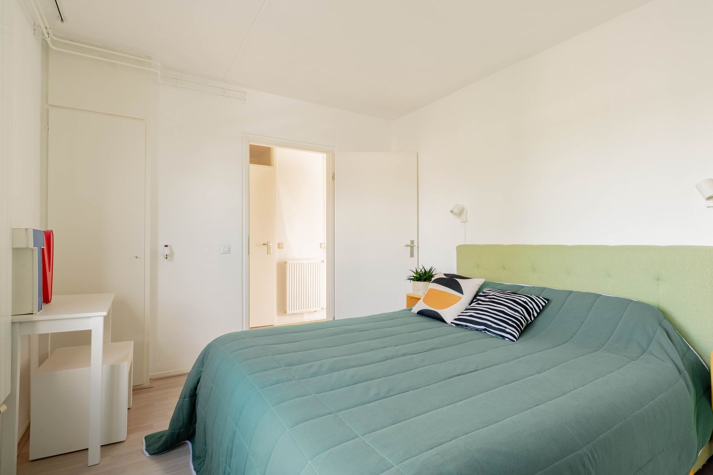 Foto 14 van Van Beuningenstraat 76