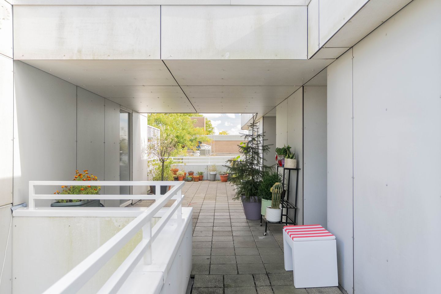 Foto 20 van Van Beuningenstraat 76