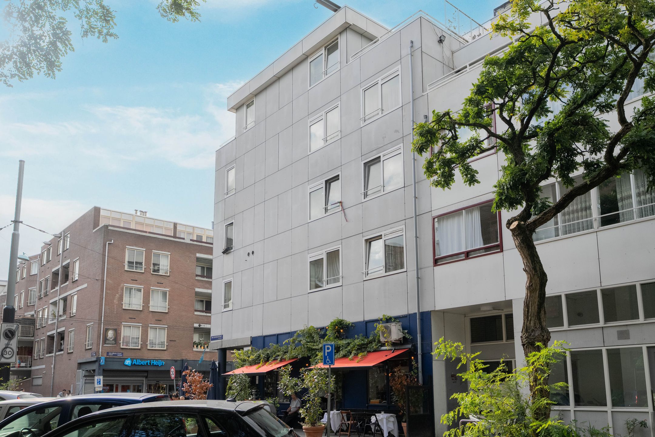 Foto 24 van Van Beuningenstraat 76