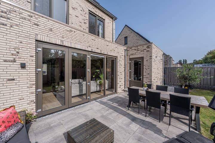 Foto 36 van Pieter Repelaerstraat 46