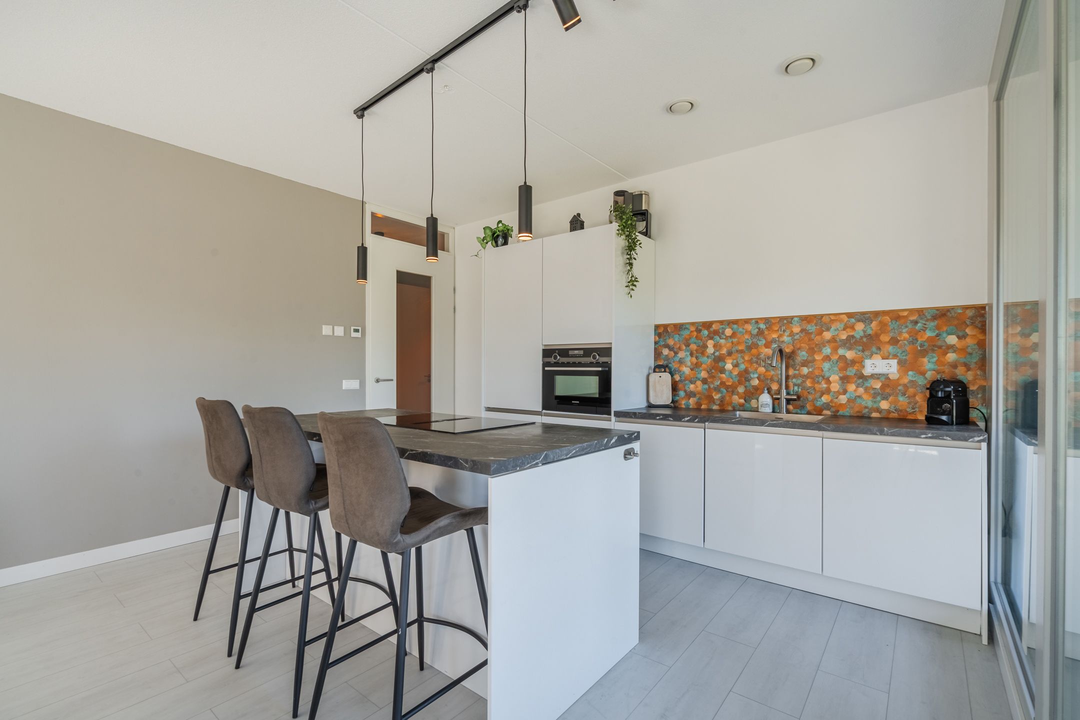 Foto 9 van Lapis Lazuli 121