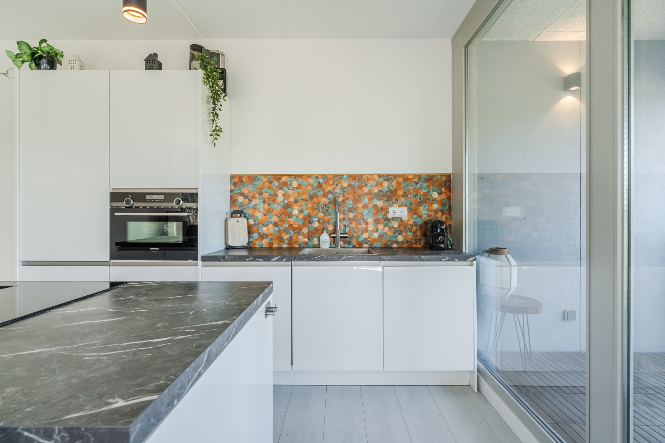 Foto 12 van Lapis Lazuli 121