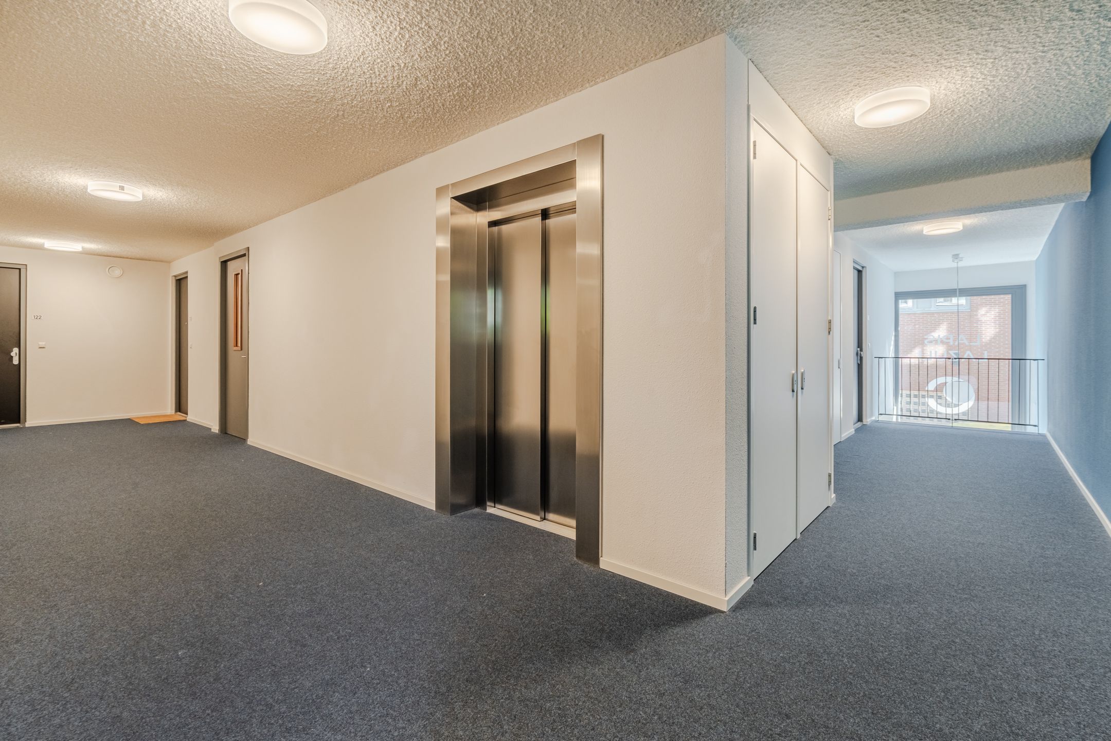 Foto 27 van Lapis Lazuli 121