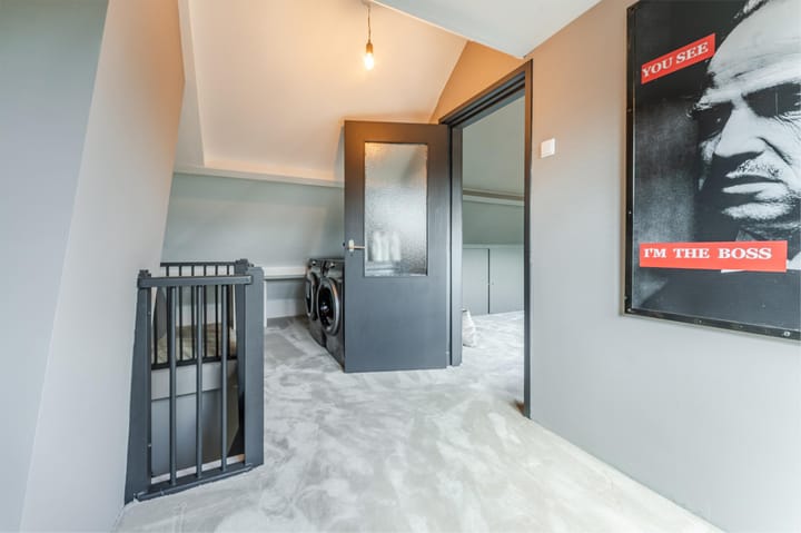 Foto 28 van Barend van Hoeffstraat 8