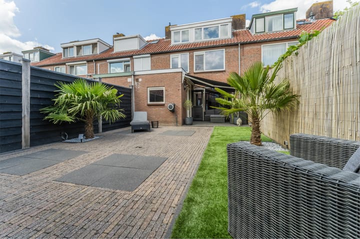 Foto 36 van Barend van Hoeffstraat 8