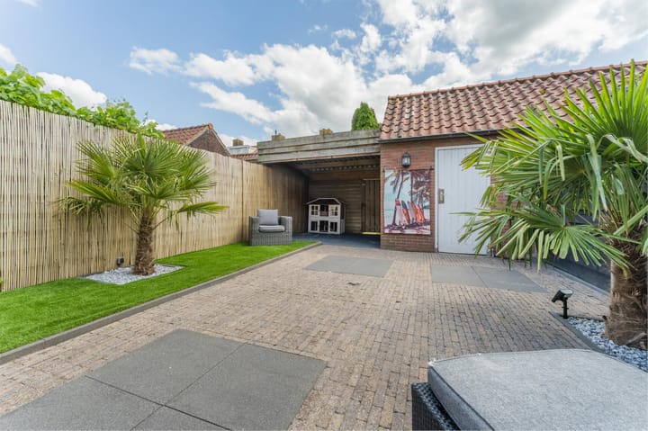 Foto 38 van Barend van Hoeffstraat 8