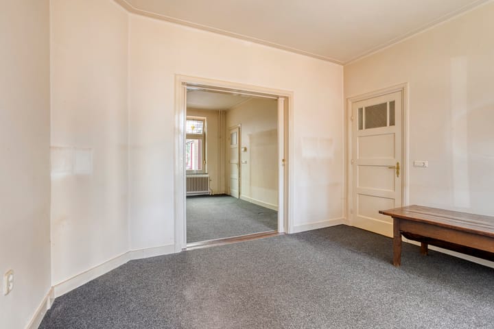 Foto 2 van Koningin Regentesselaan 18