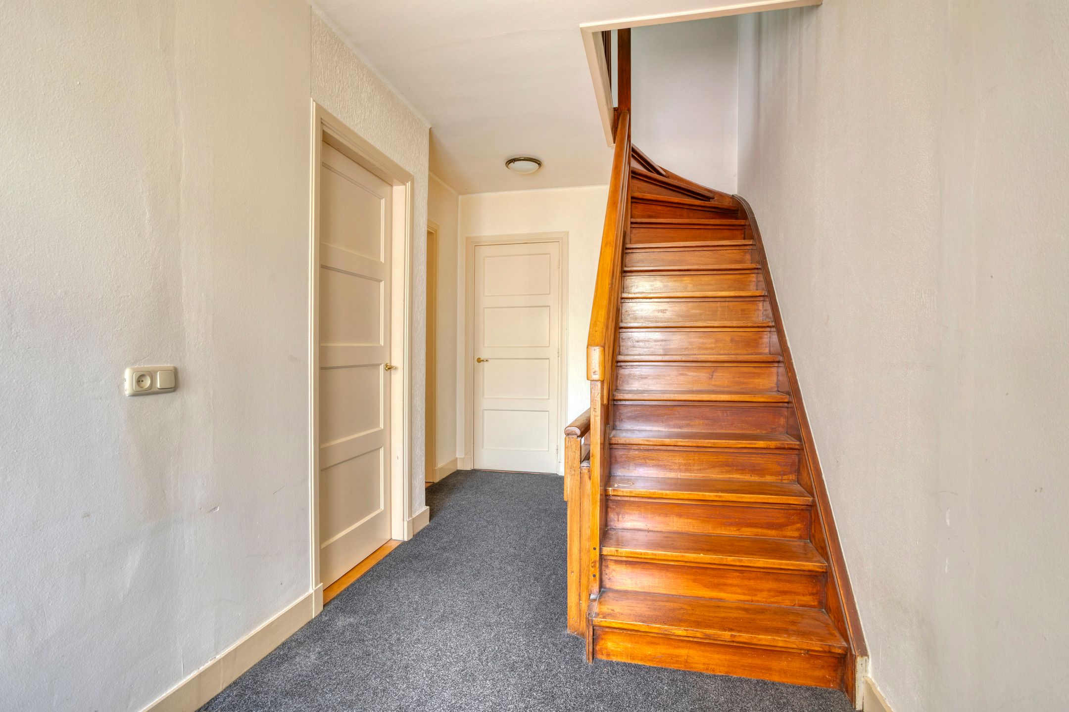 Foto 9 van Koningin Regentesselaan 18