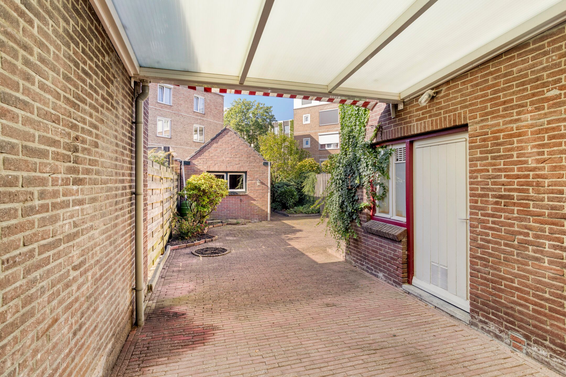 Foto 21 van Koningin Regentesselaan 18