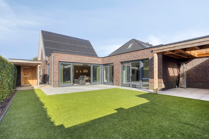 Photo 4 of Lemoenappel 7