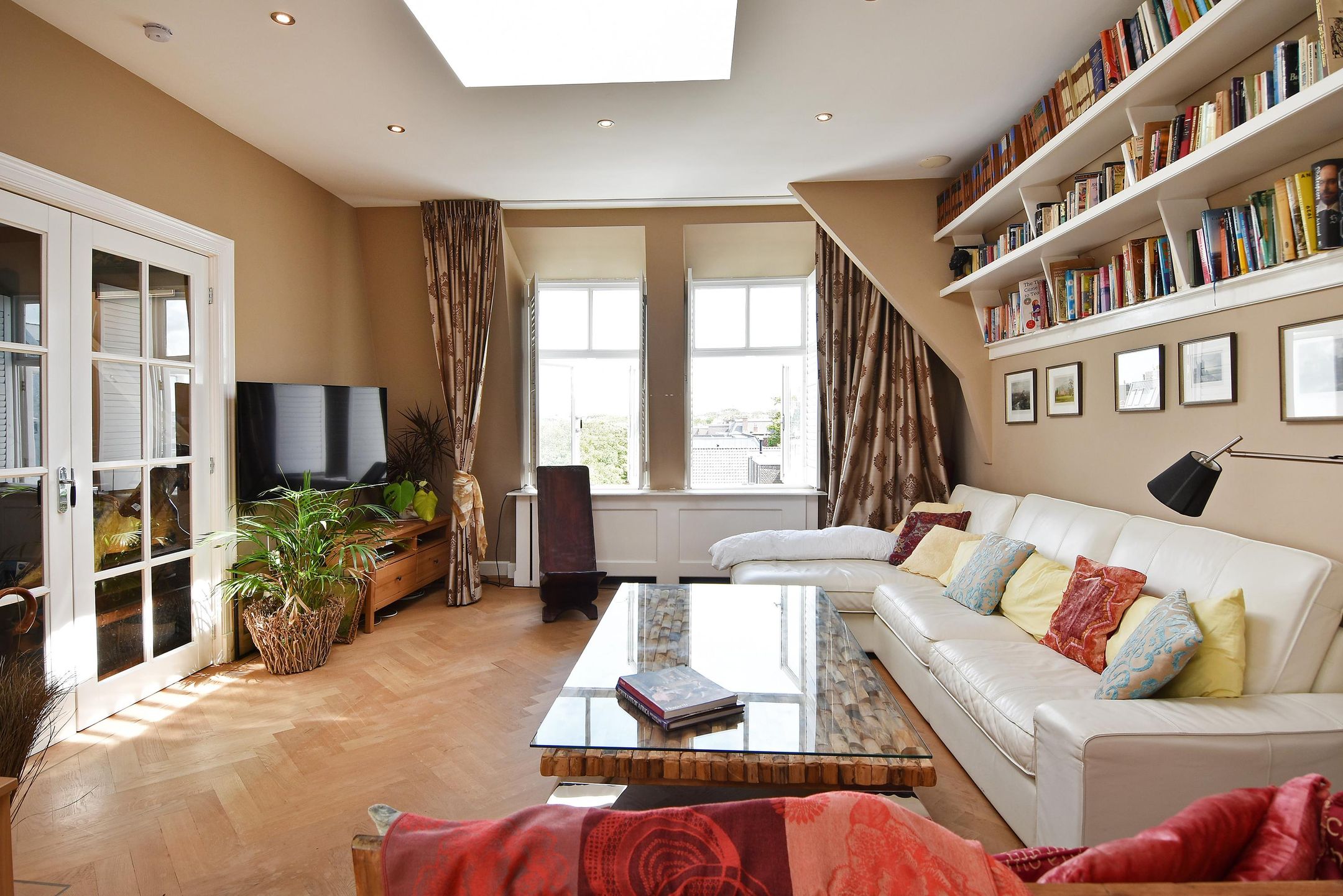 Photo 6 of Prins Mauritslaan 51-C