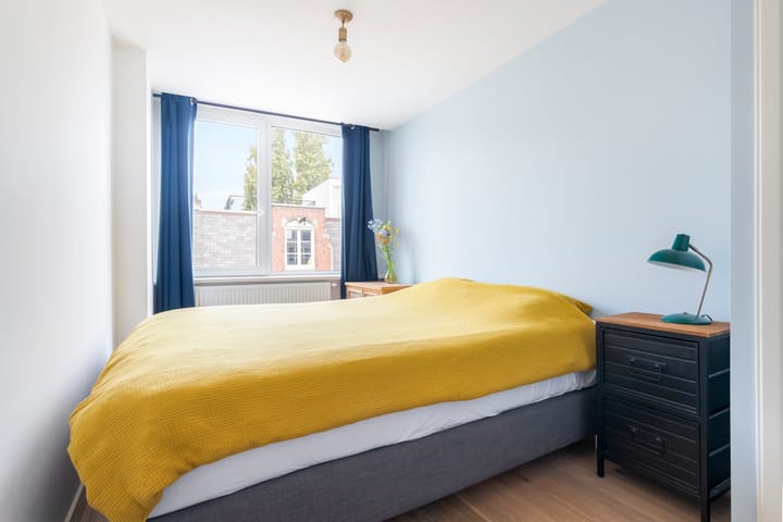 Photo 11 of Wakkerstraat 15-3