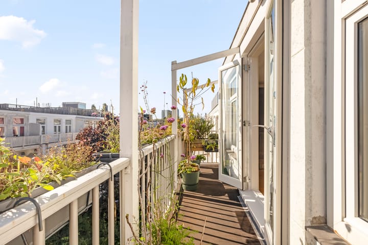 Photo 17 of Wakkerstraat 15-3