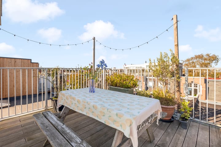 Photo 22 of Wakkerstraat 15-3