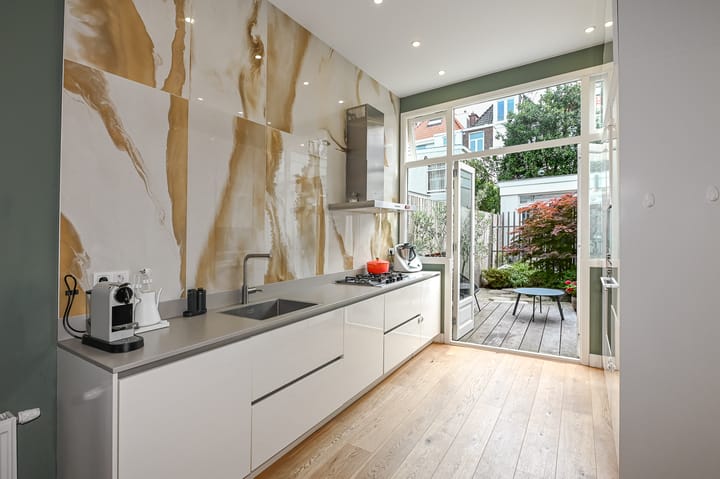 Foto 15 van Van Swietenstraat 139