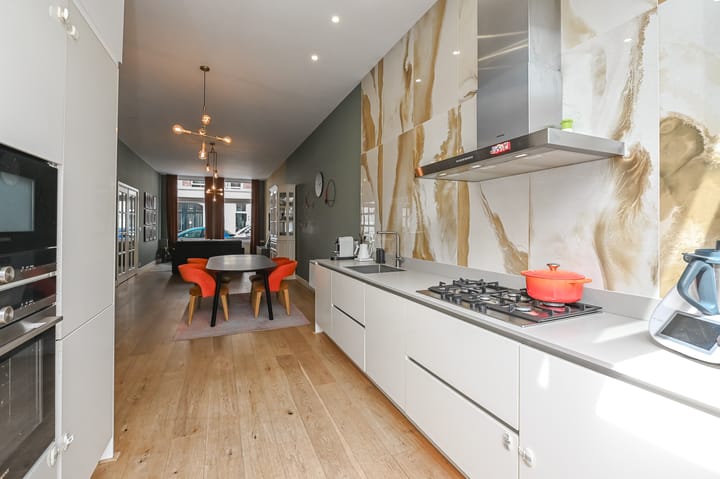 Foto 24 van Van Swietenstraat 139