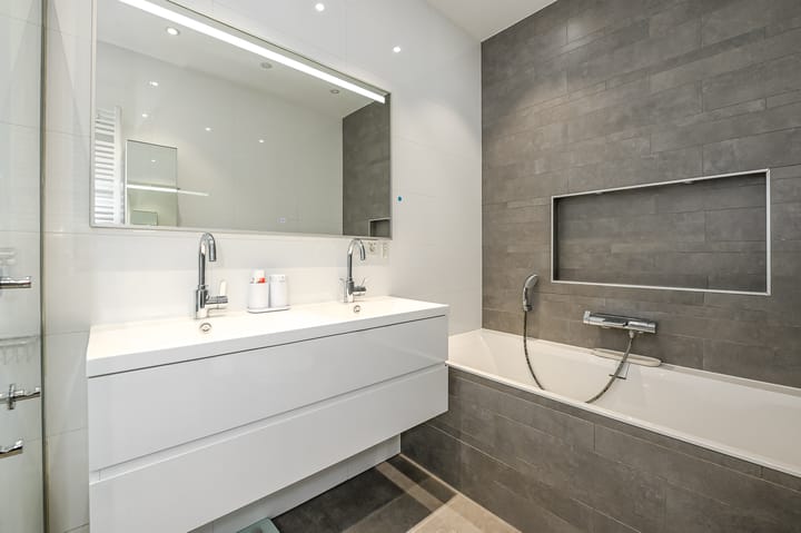 Foto 42 van Van Swietenstraat 139