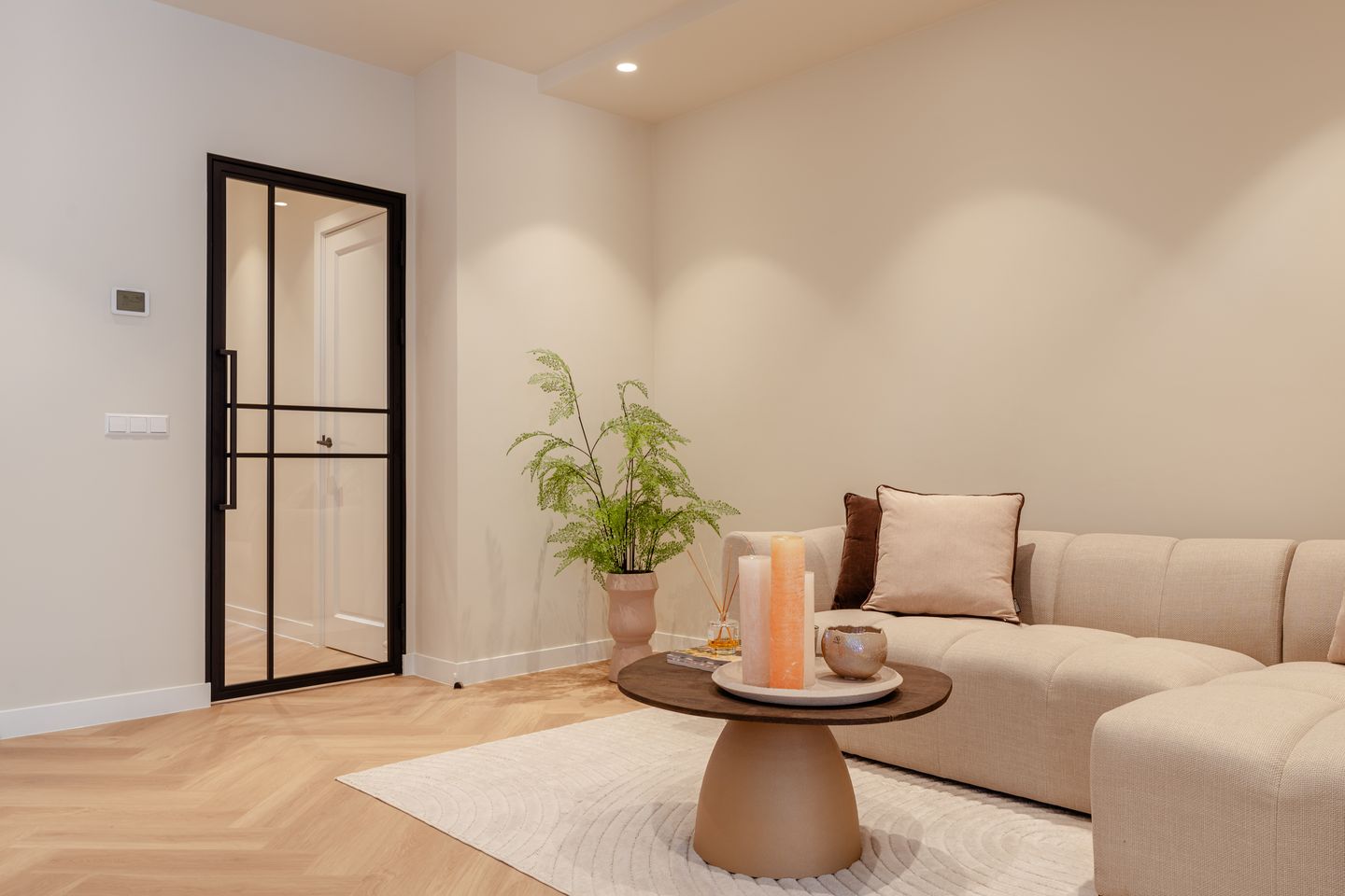 Foto 4 van Hoofdweg 373-H