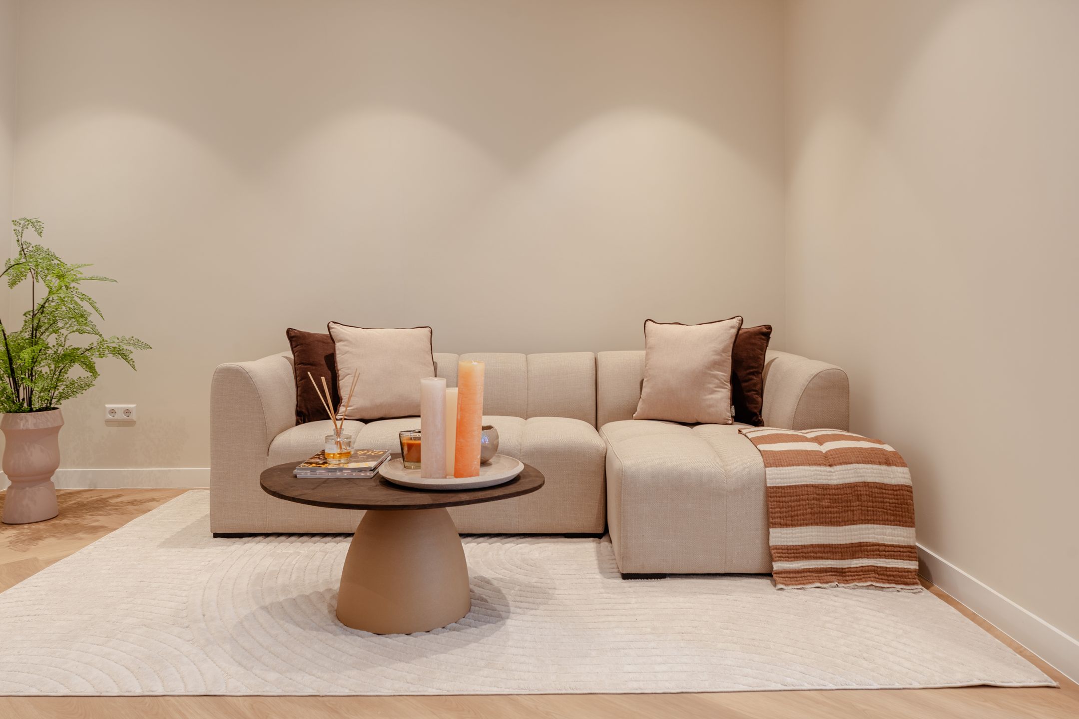 Foto 9 van Hoofdweg 373-H