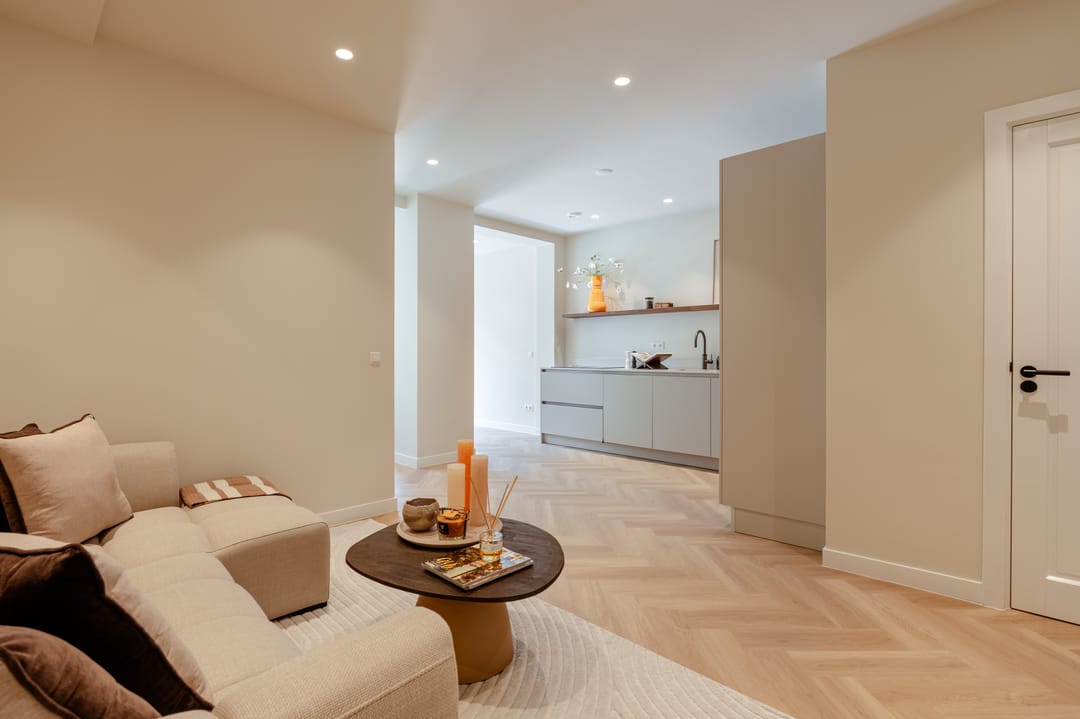 Foto 11 van Hoofdweg 373-H