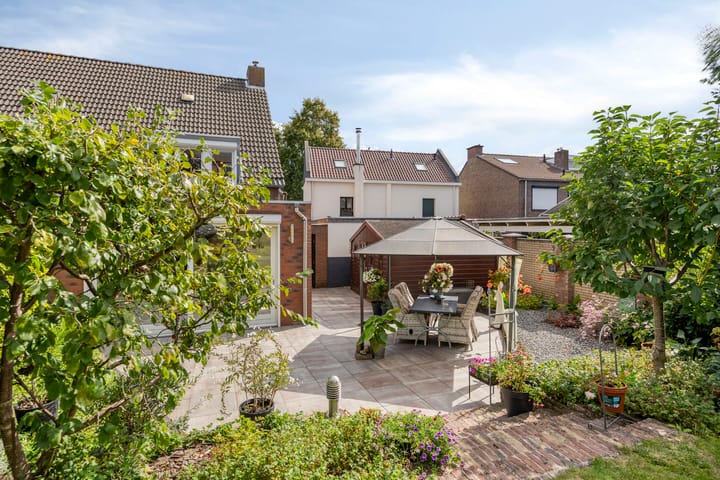 Foto 40 van Dorpstraat 111