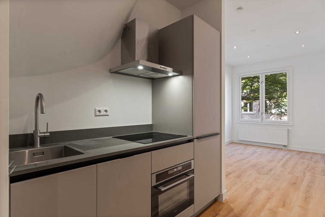 Foto 8 van Andreas Bonnstraat 32-1