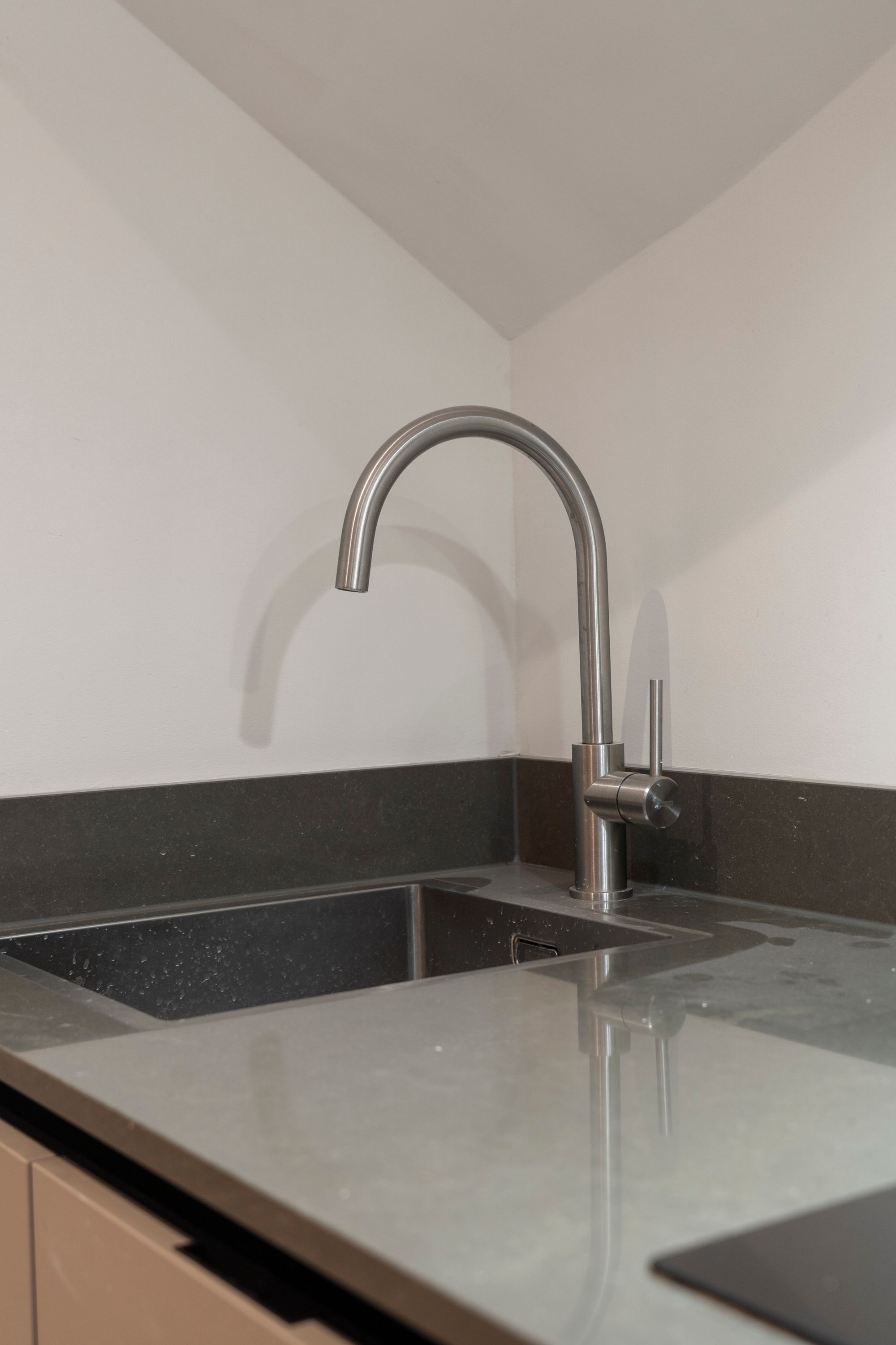 Foto 9 van Andreas Bonnstraat 32-1