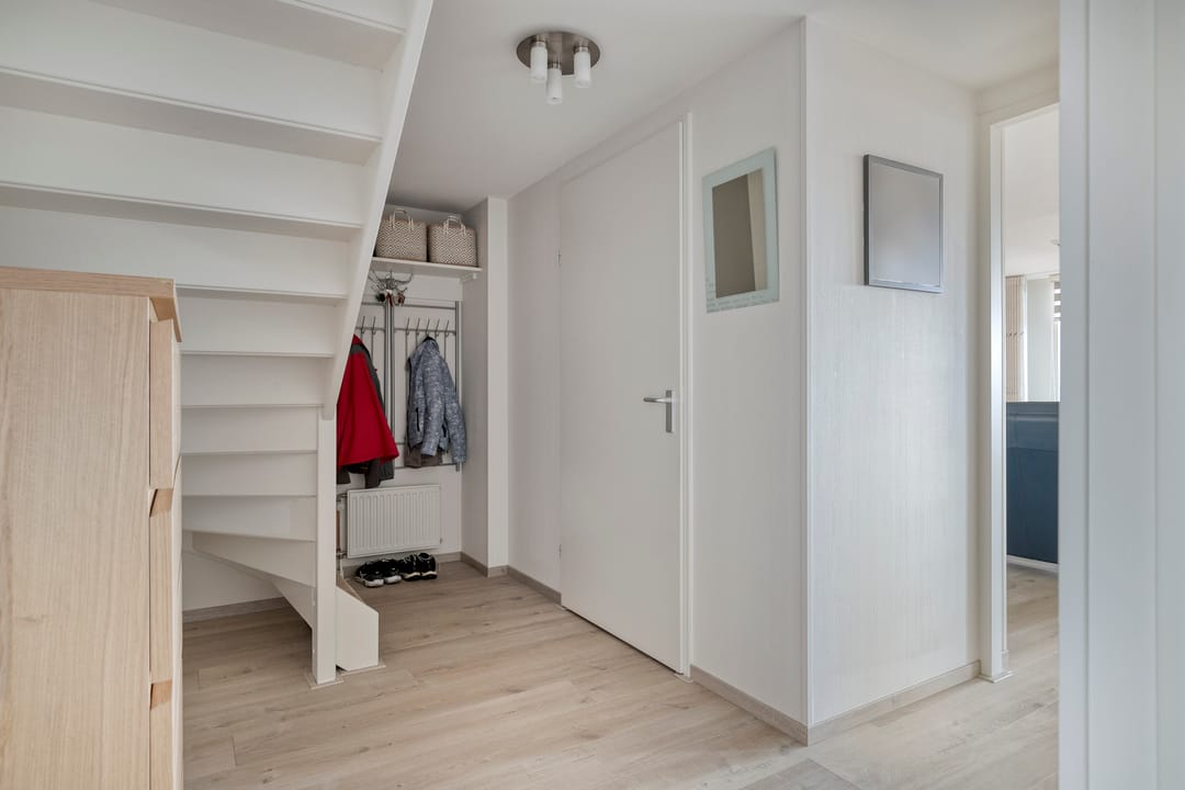 Foto 8 van Eemstein 331