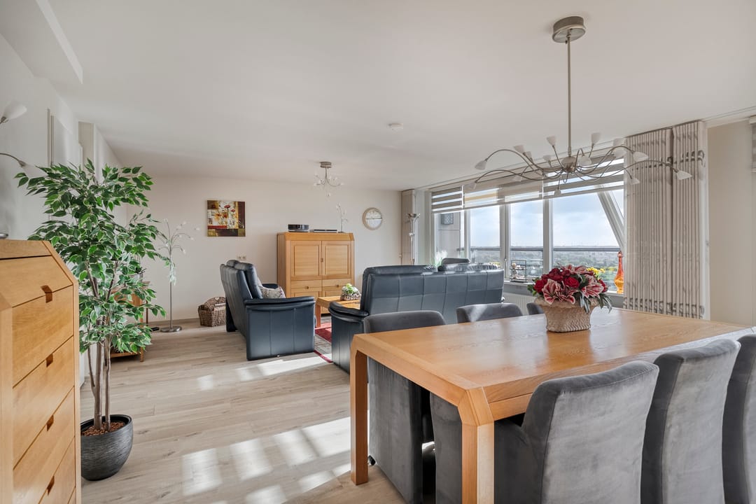 Foto 13 van Eemstein 331