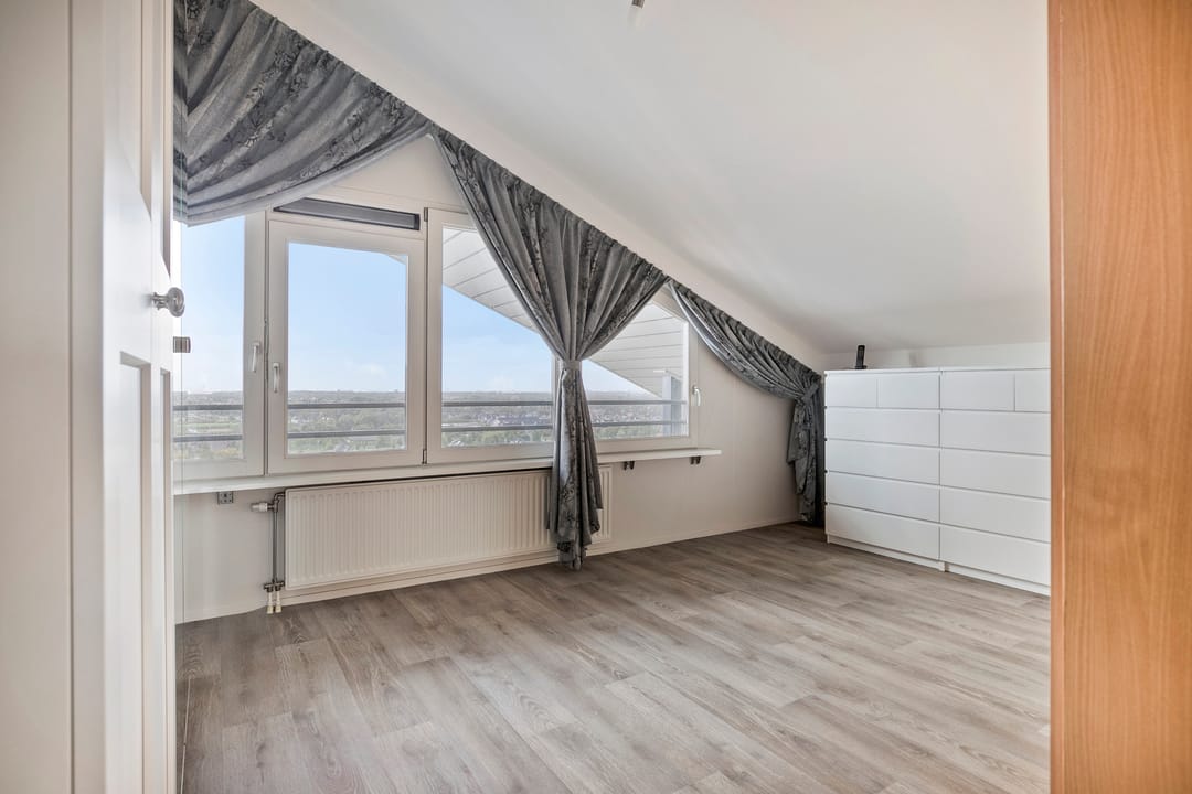 Foto 31 van Eemstein 331