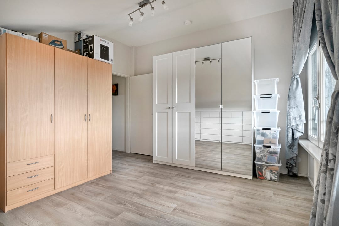 Foto 32 van Eemstein 331