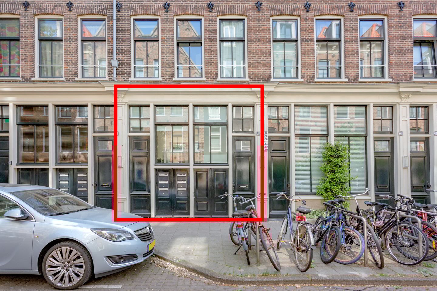 Photo 4 of Blankenstraat 302