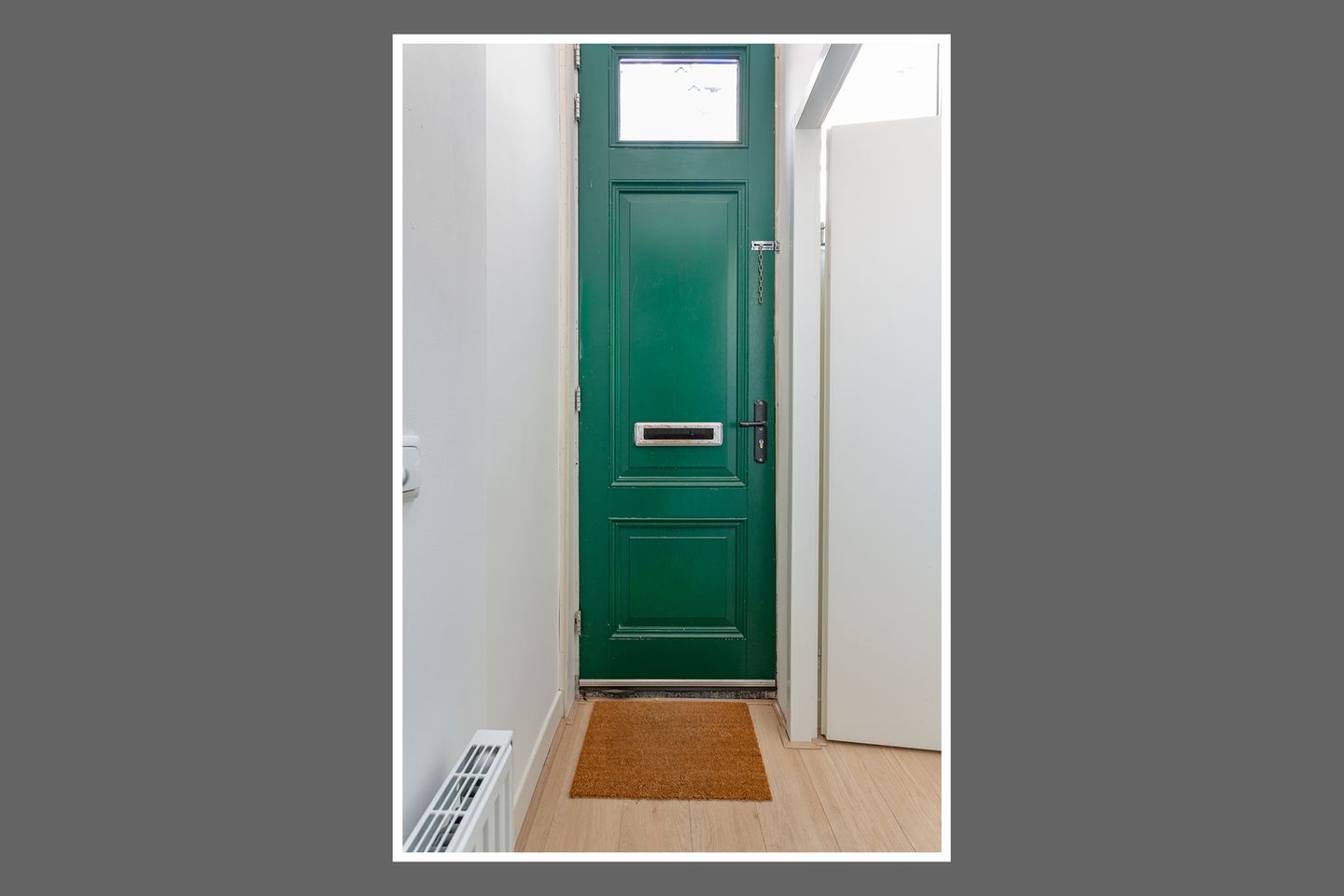 Photo 20 of Blankenstraat 302