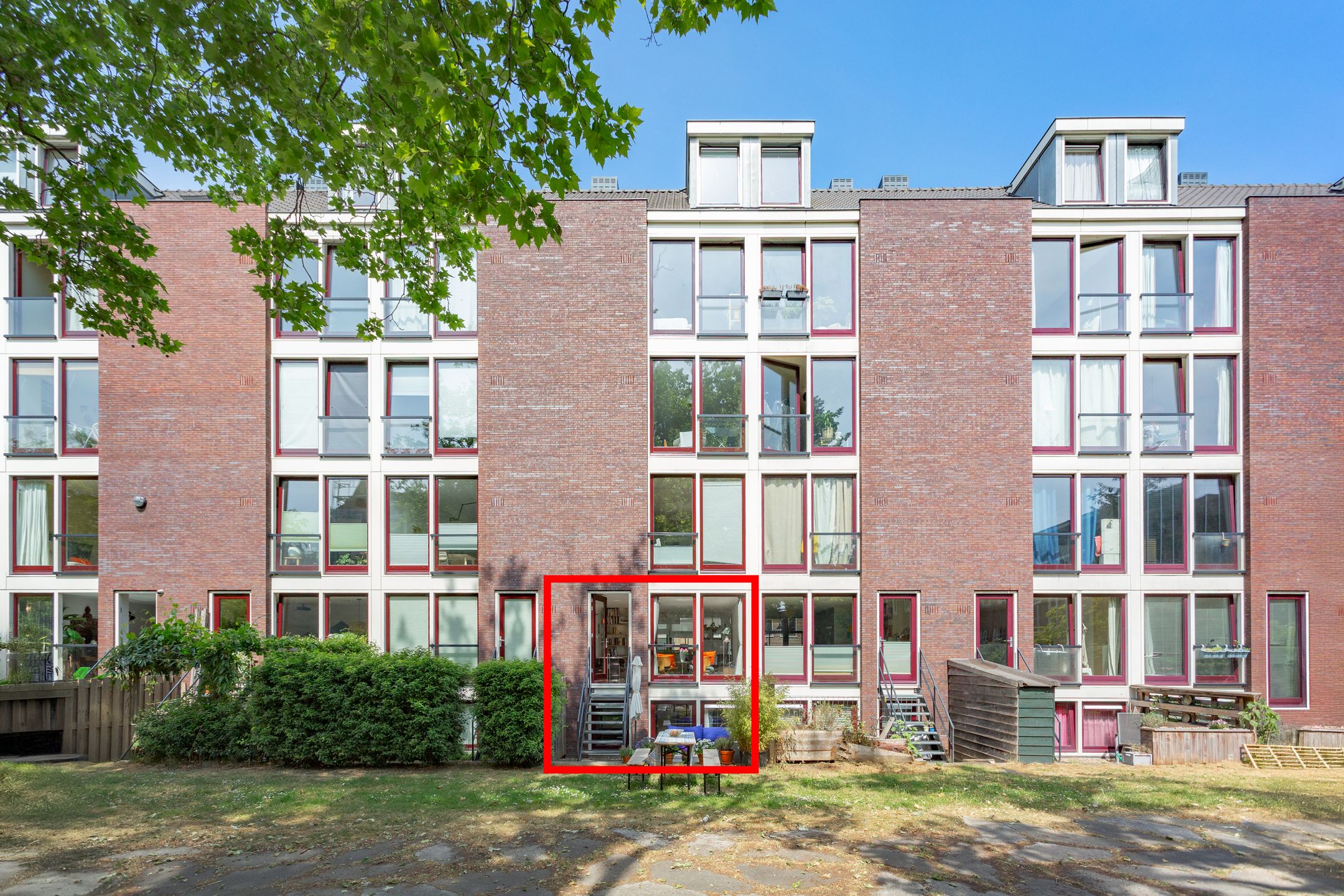 Photo 24 of Blankenstraat 302