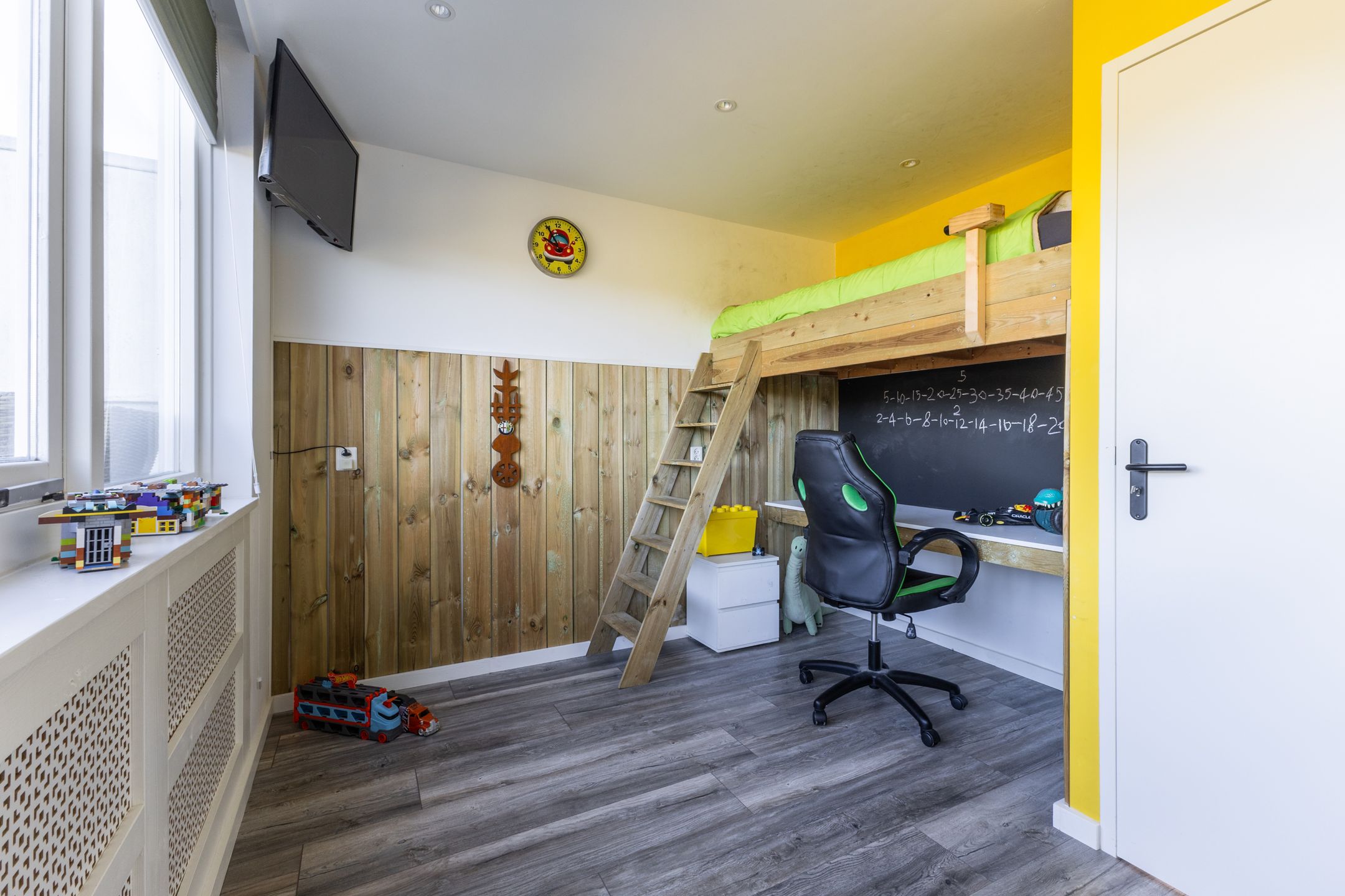 Photo 39 of Luitje Broekemastraat 11