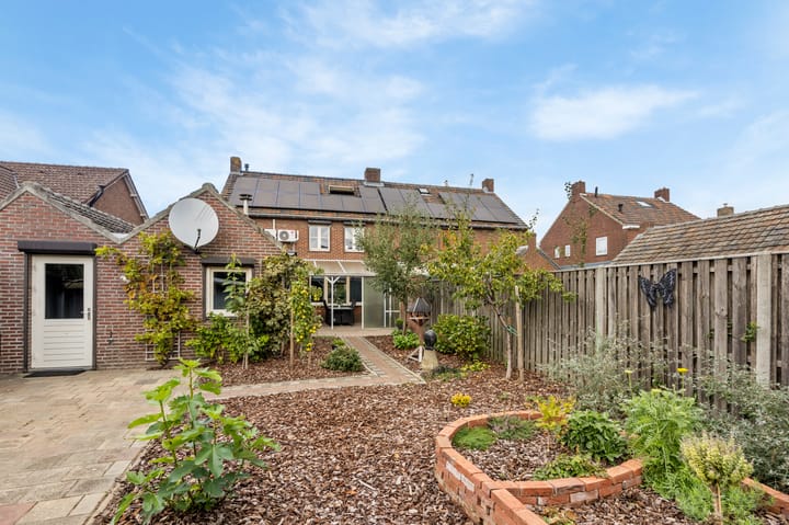 Photo 2 of Nieuwstraat 4