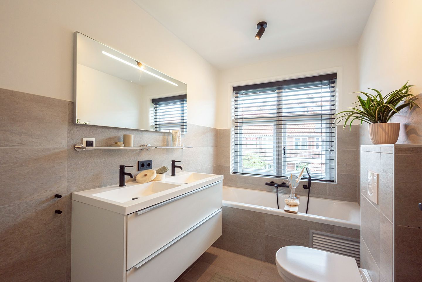 Foto 35 van Rijksstraatweg 534