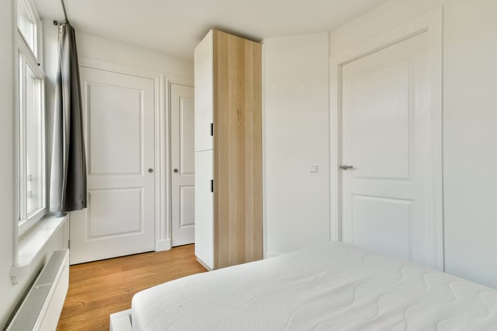 Foto 15 van Fokke Simonszstraat 42-2