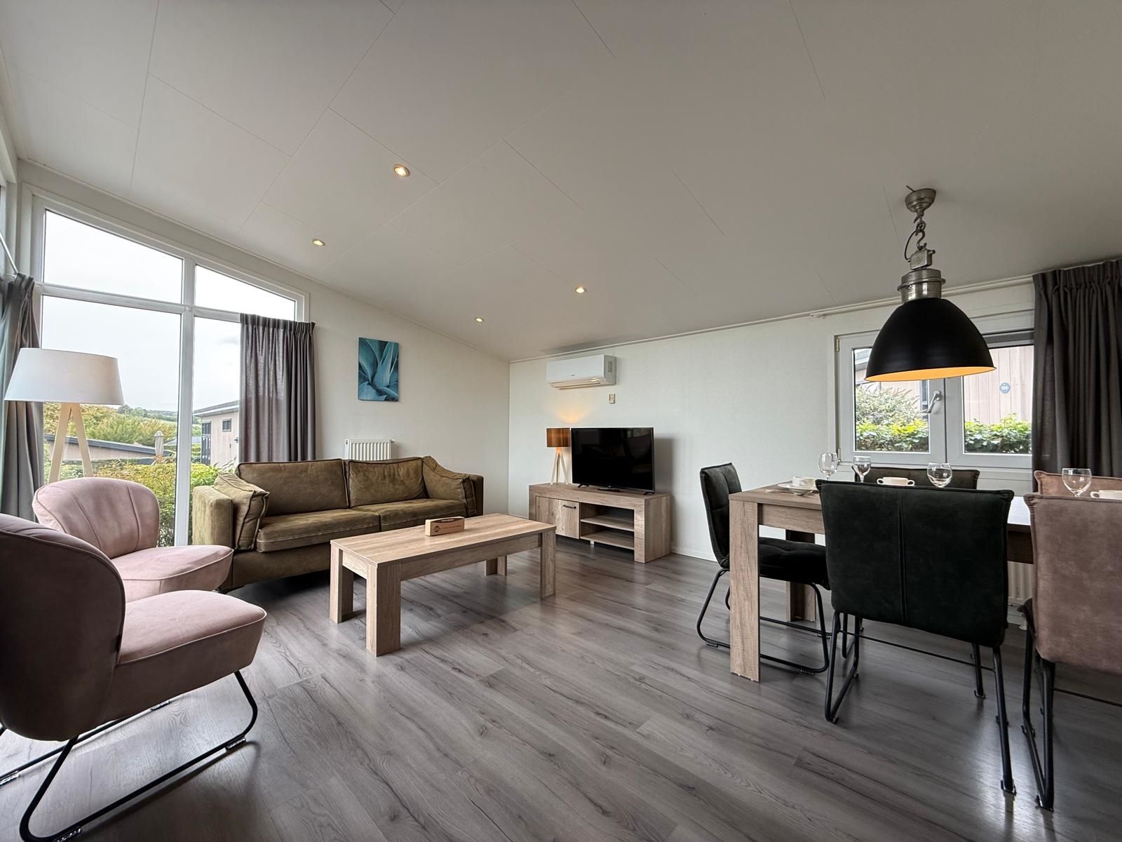 Photo 6 of Valkenburgerweg 128-155